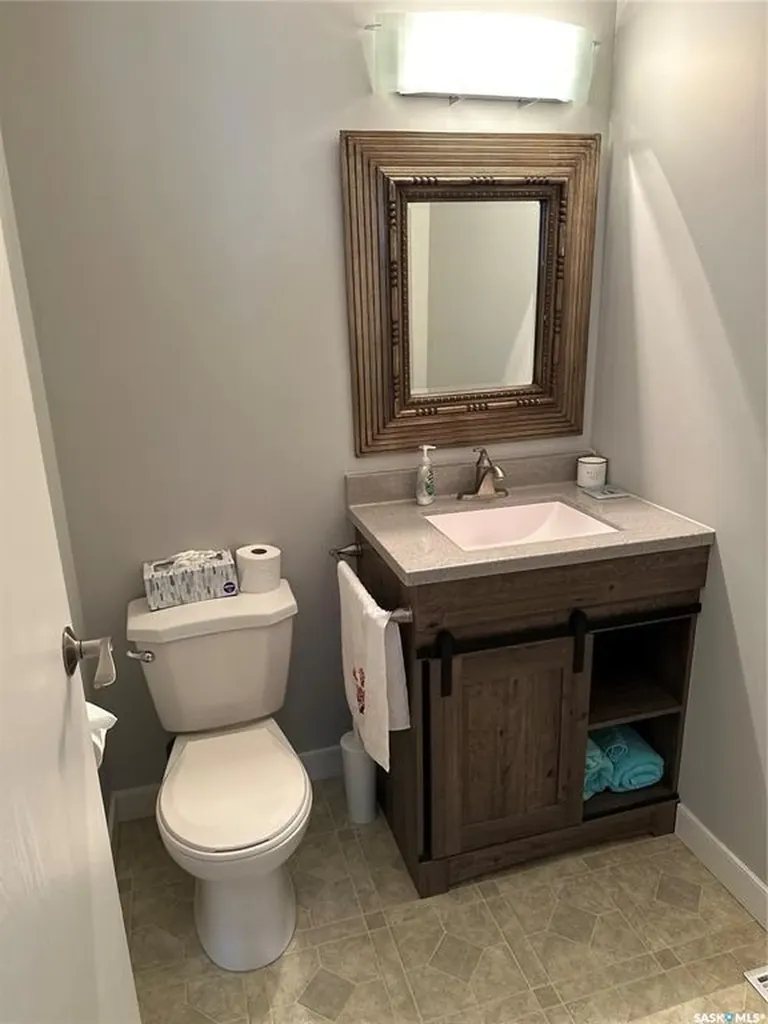 308 4th Street E Carnduff SK S0C 0S0