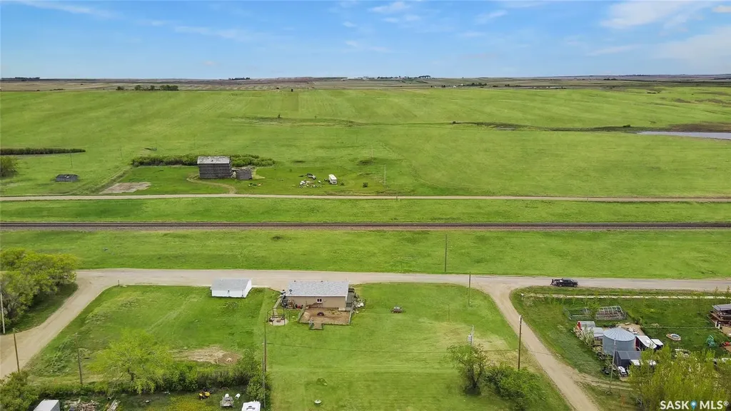 800 Railway Avenue Webb SK S0N 2X0
