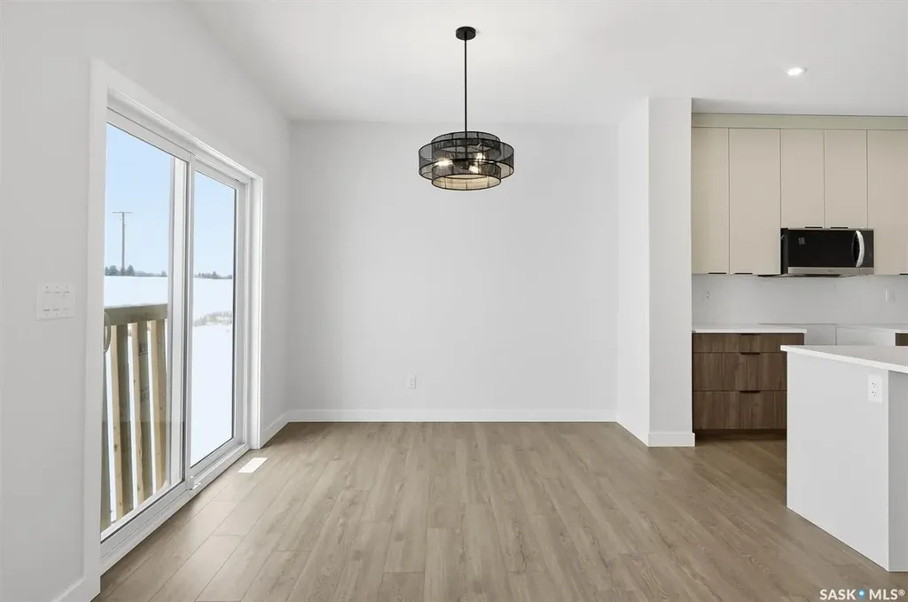 470 Cockcroft Place Saskatoon SK S7V 1Y9