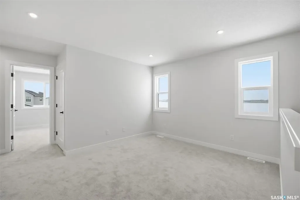 470 Cockcroft Place Saskatoon SK S7V 1Y9