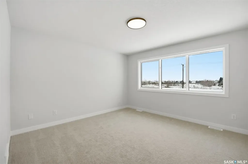 470 Cockcroft Place Saskatoon SK S7V 1Y9