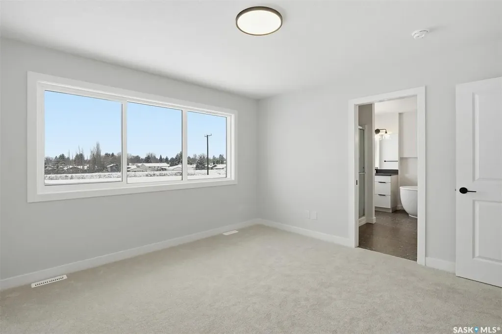 470 Cockcroft Place Saskatoon SK S7V 1Y9