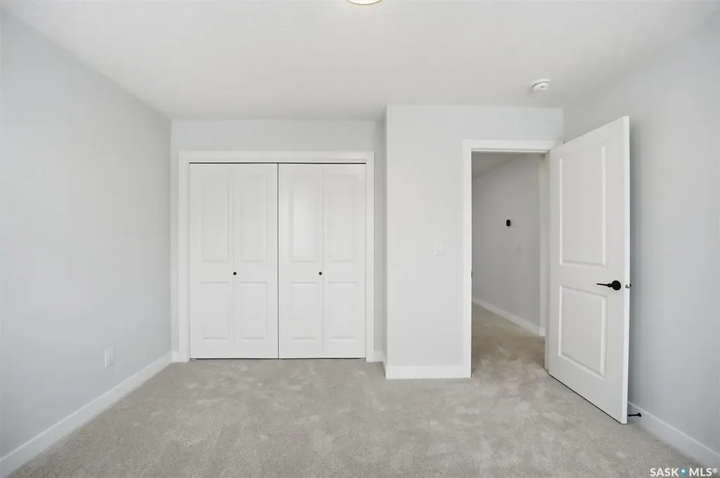 470 Cockcroft Place Saskatoon SK S7V 1Y9