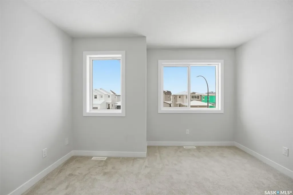 470 Cockcroft Place Saskatoon SK S7V 1Y9