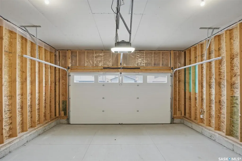 470 Cockcroft Place Saskatoon SK S7V 1Y9