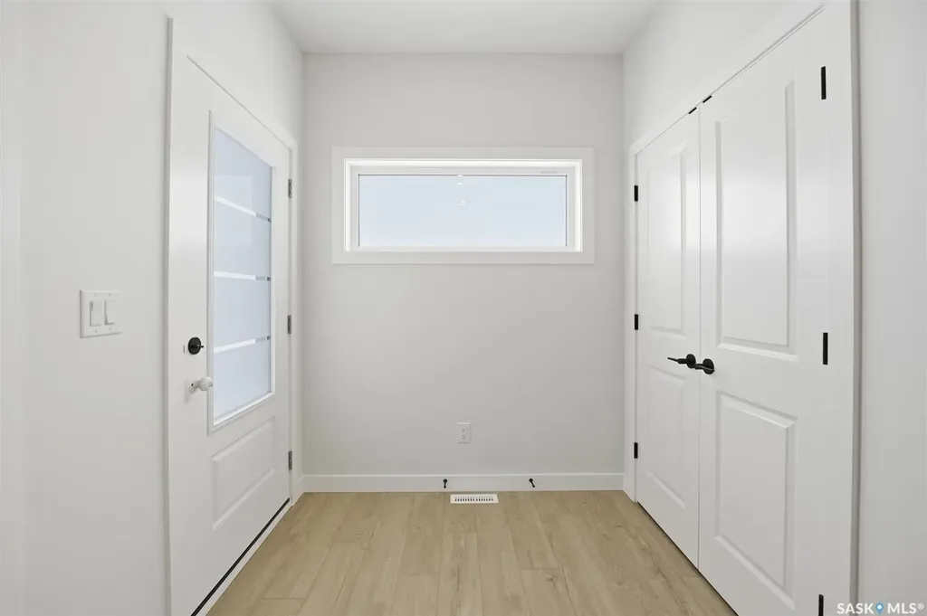 470 Cockcroft Place Saskatoon SK S7V 1Y9