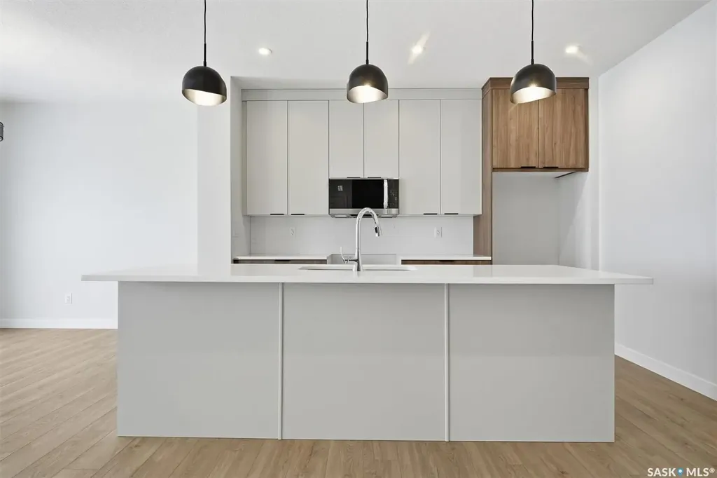 470 Cockcroft Place Saskatoon SK S7V 1Y9