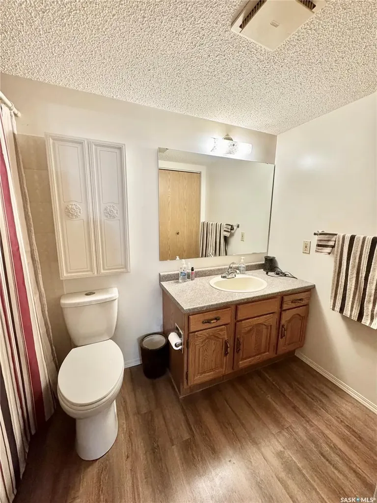 66 19th Street W Prince Albert SK S6V 7T6
