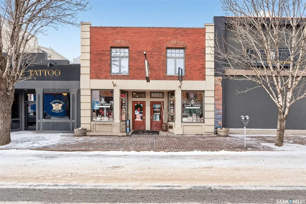 26 Main Street N Moose Jaw SK S6H 3J6