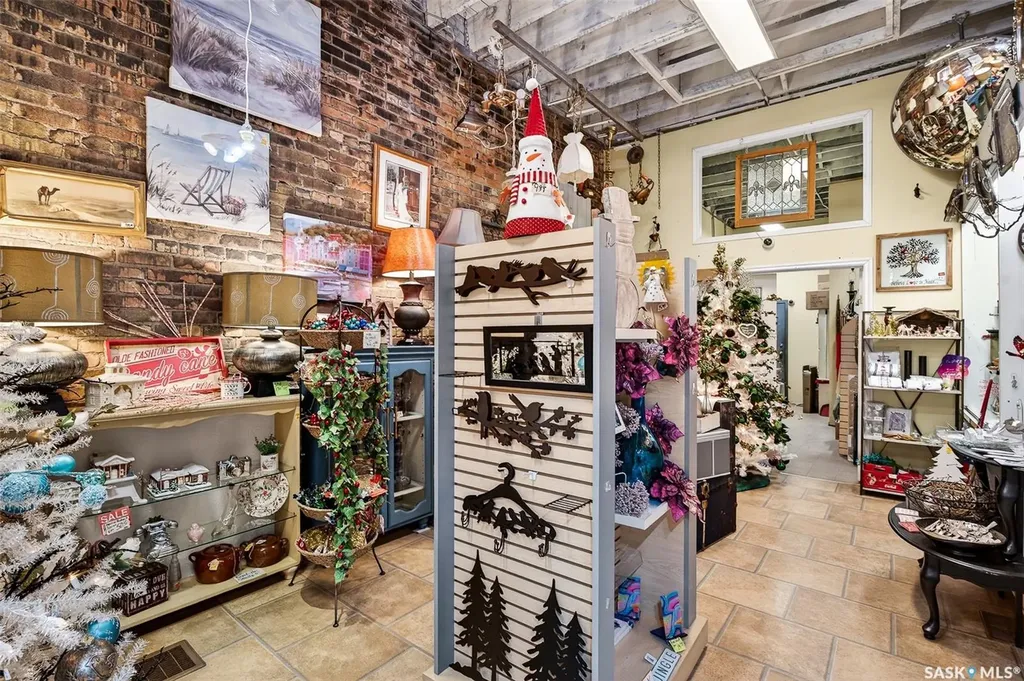 26 Main Street N Moose Jaw SK S6H 3J6