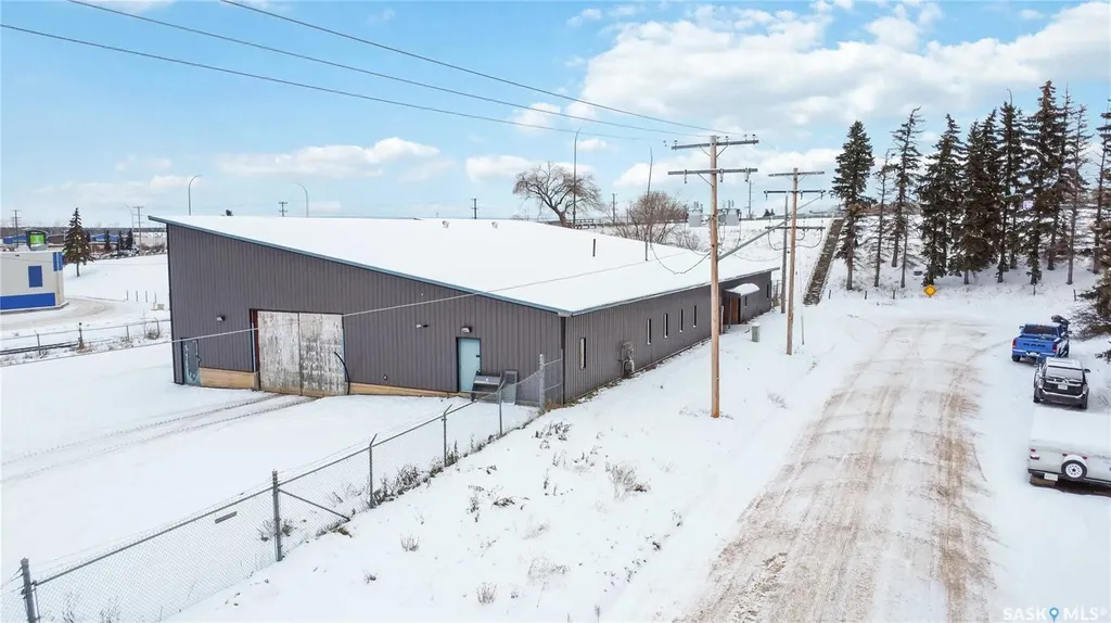 568 18th Street E Prince Albert SK S6V 1H3