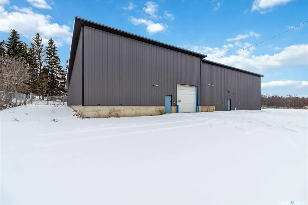 568 18th Street E Prince Albert SK S6V 1H3