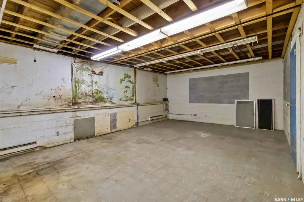 568 18th Street E Prince Albert SK S6V 1H3