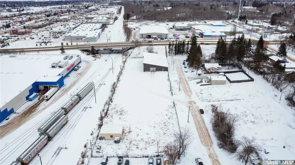 568 18th Street E Prince Albert SK S6V 1H3