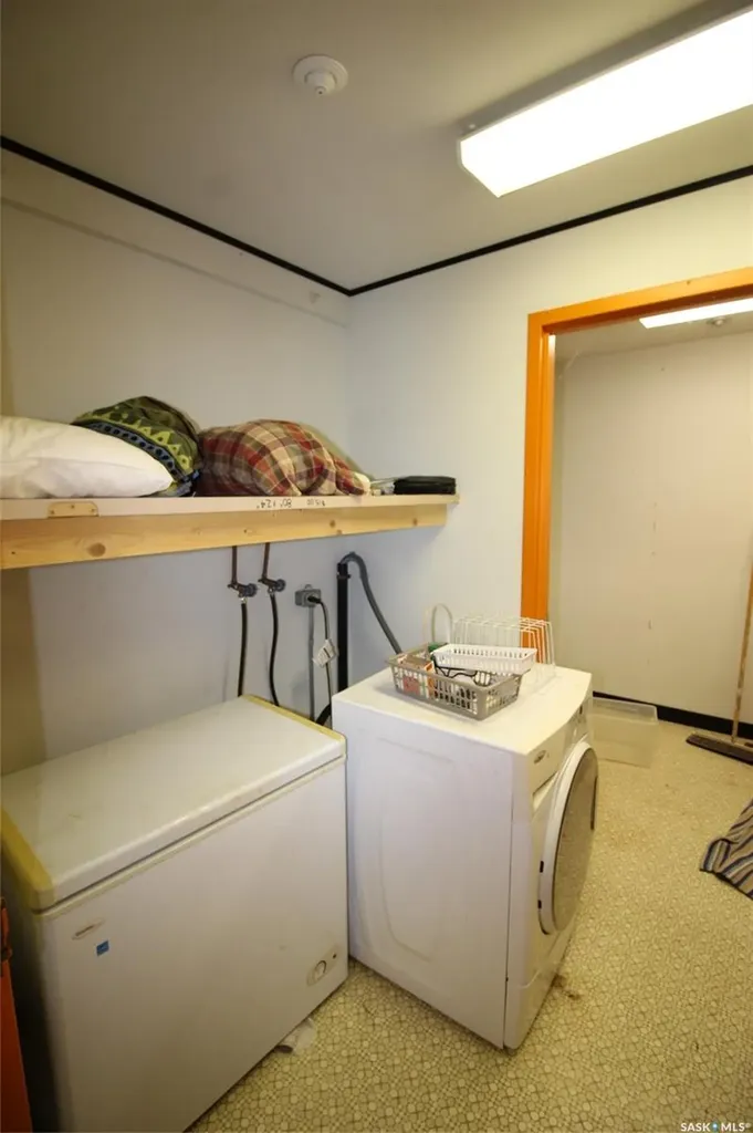 303 1st Avenue W Climax SK S0N 0N0