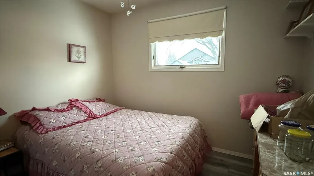 10326 Henderson Drive North Battleford SK S9A 3Y9