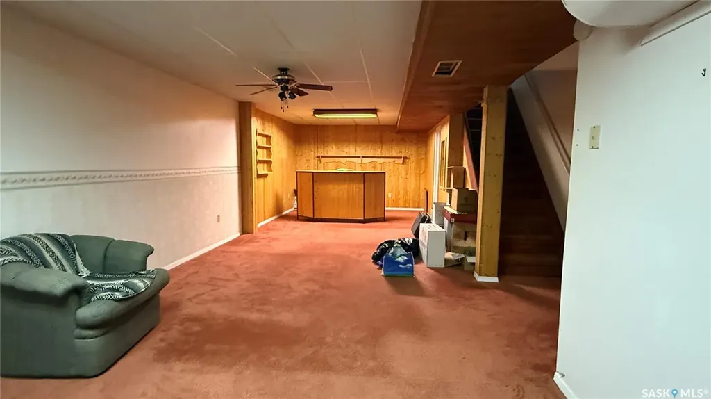 10326 Henderson Drive North Battleford SK S9A 3Y9