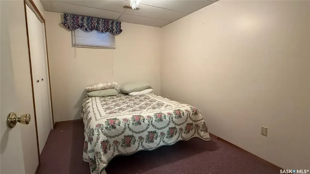 10326 Henderson Drive North Battleford SK S9A 3Y9