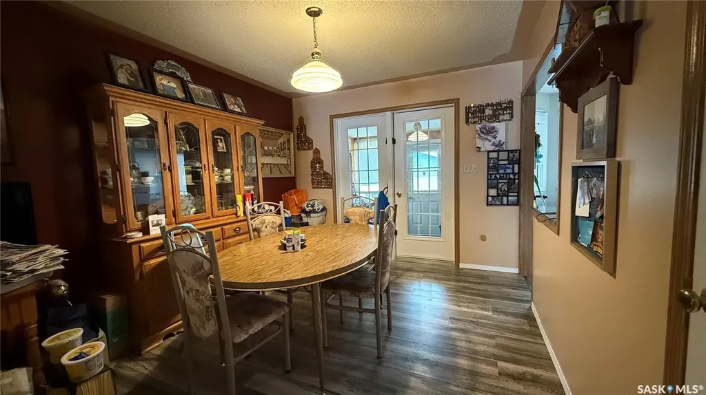 10326 Henderson Drive North Battleford SK S9A 3Y9
