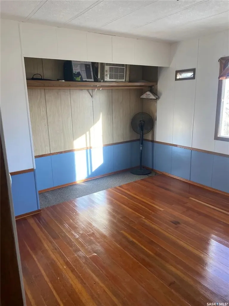 107 2nd Avenue Climax SK S0N 0N0