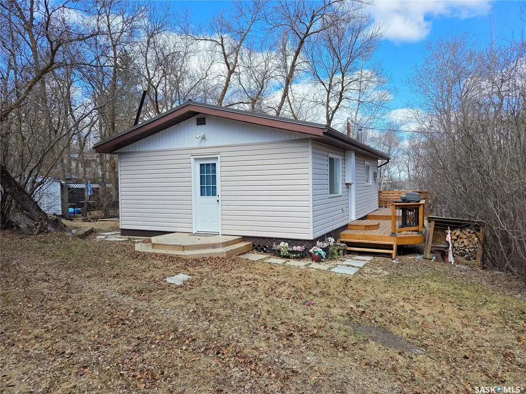 697 8th Street White Bear Ir 70 SK S0C 0R0