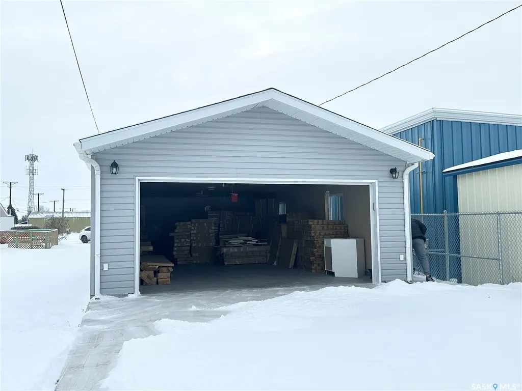 405 2nd Street Dundurn SK S0K 1K0