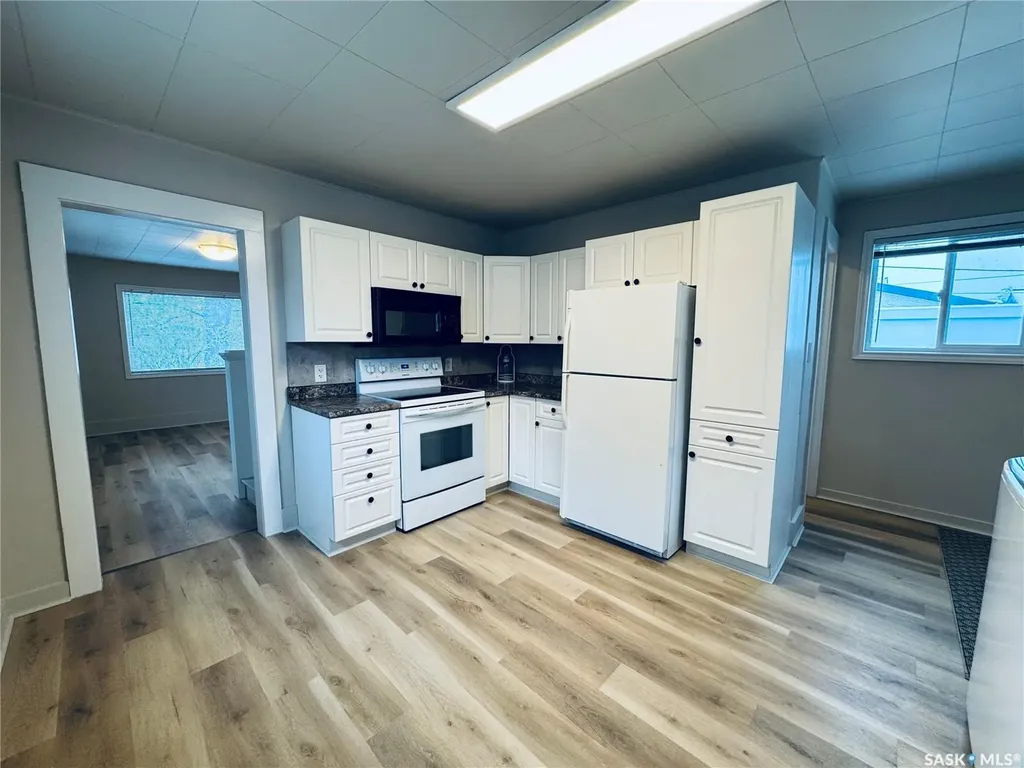 304 5th Avenue E Biggar SK S0K 0M0