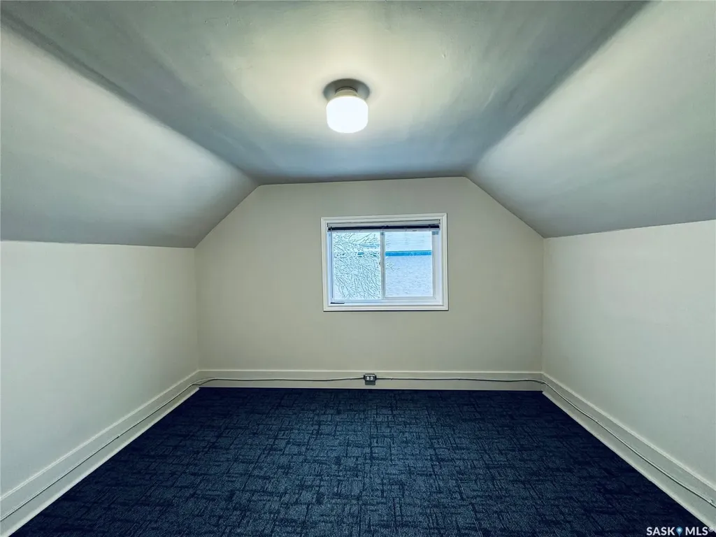 304 5th Avenue E Biggar SK S0K 0M0