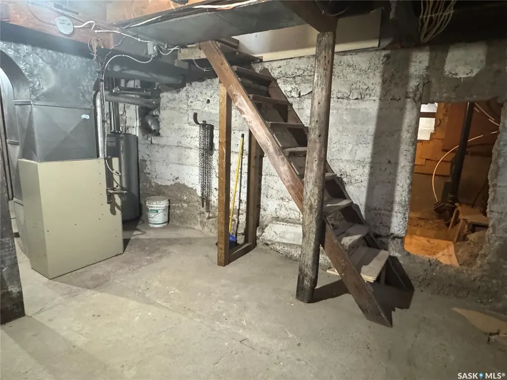 304 5th Avenue E Biggar SK S0K 0M0
