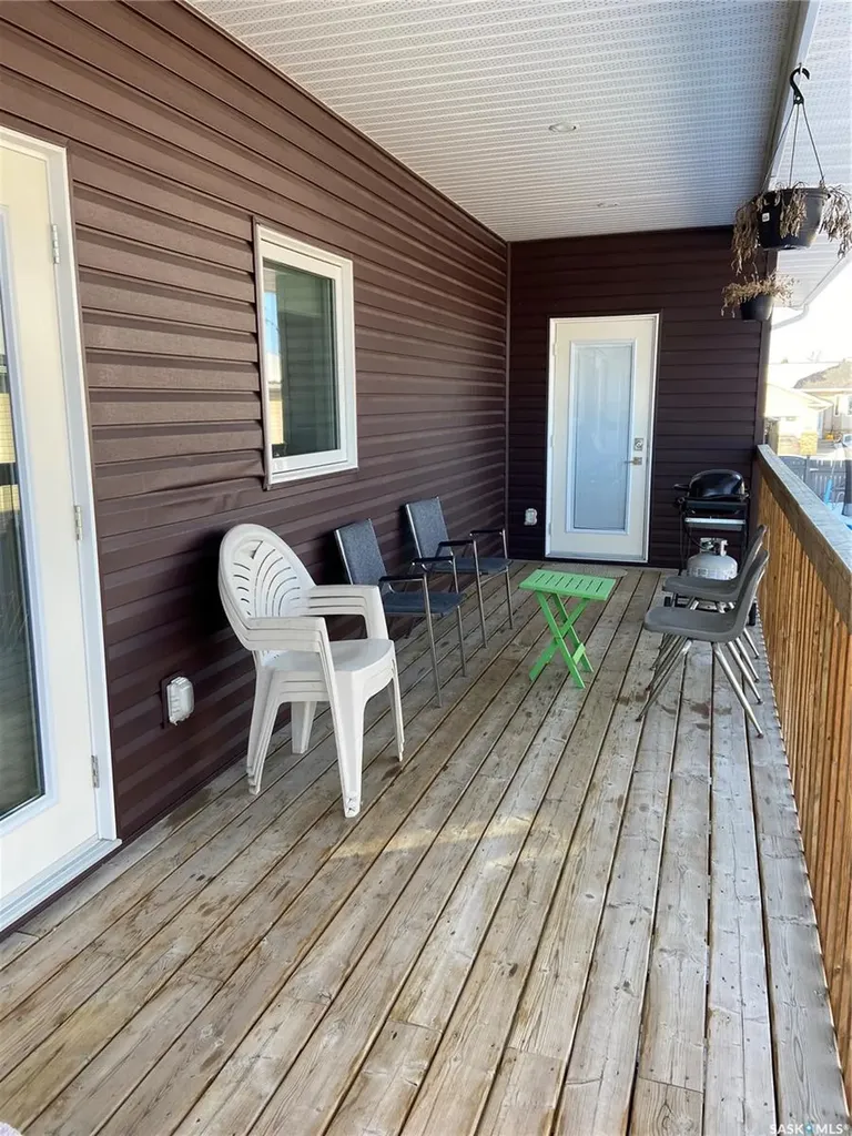 857 Madsen Place Prince Albert SK S6V 2L6