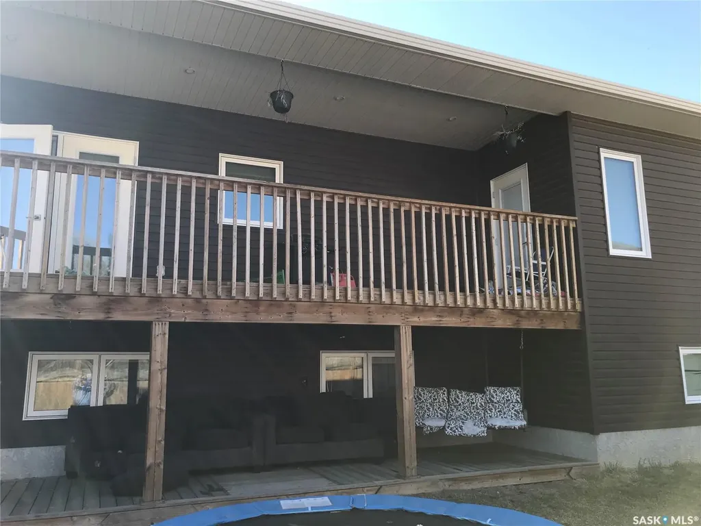 857 Madsen Place Prince Albert SK S6V 2L6