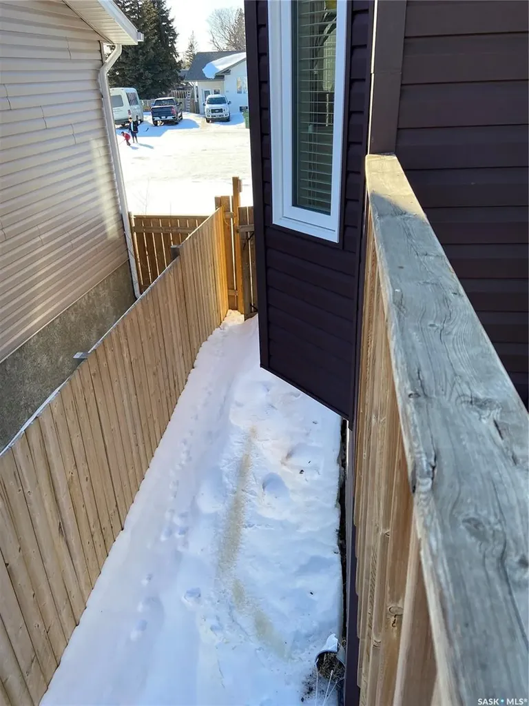 857 Madsen Place Prince Albert SK S6V 2L6