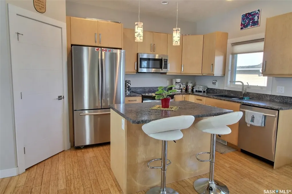 857 Madsen Place Prince Albert SK S6V 2L6