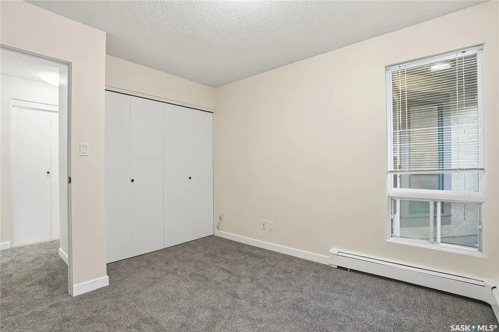 423 4th Avenue N Saskatoon SK S7K 2M4
