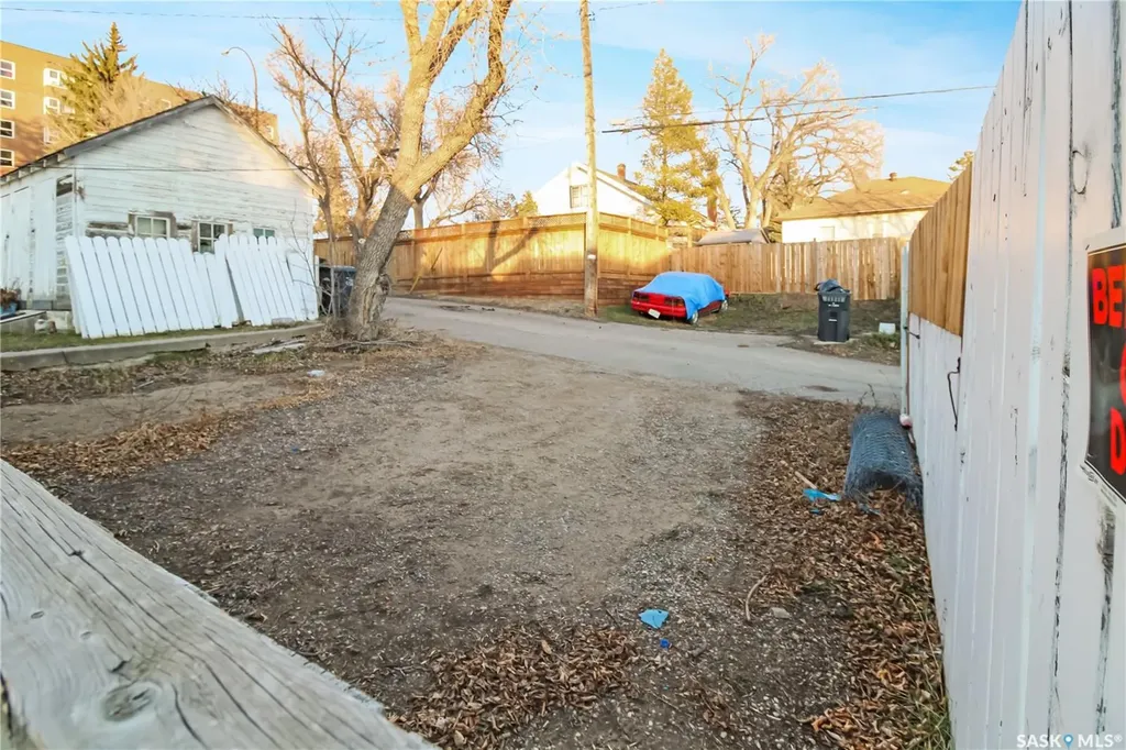 365 3rd Avenue NE Swift Current SK S9H 2G8