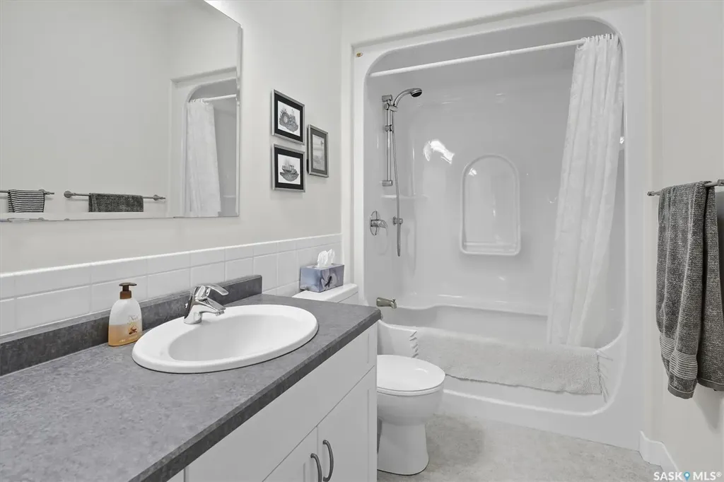 4005 3rd Avenue W Waldheim SK S0K 4R0