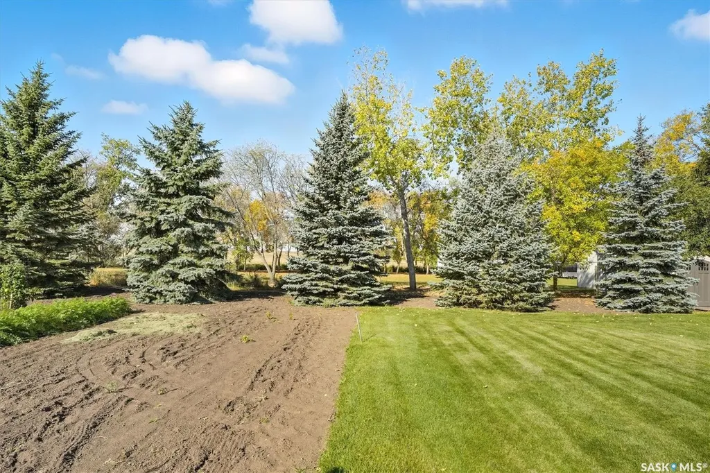 4005 3rd Avenue W Waldheim SK S0K 4R0
