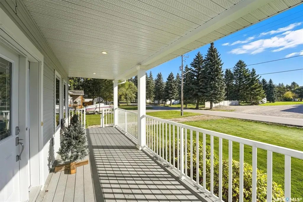 4005 3rd Avenue W Waldheim SK S0K 4R0