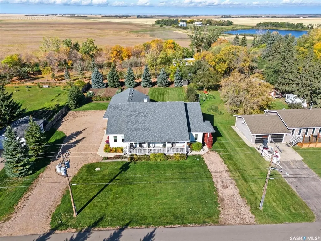 4005 3rd Avenue W Waldheim SK S0K 4R0