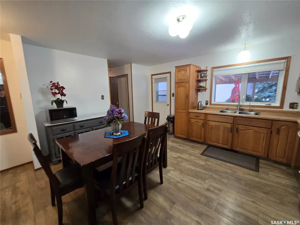 106 Alexander Bay Kipling SK S0G 2S0