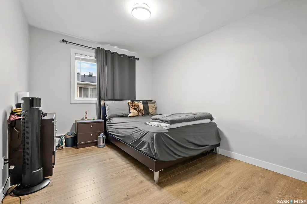 1560 Alexandra Street Regina SK S4T 4N9