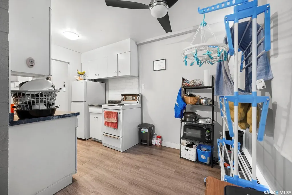 1560 Alexandra Street Regina SK S4T 4N9