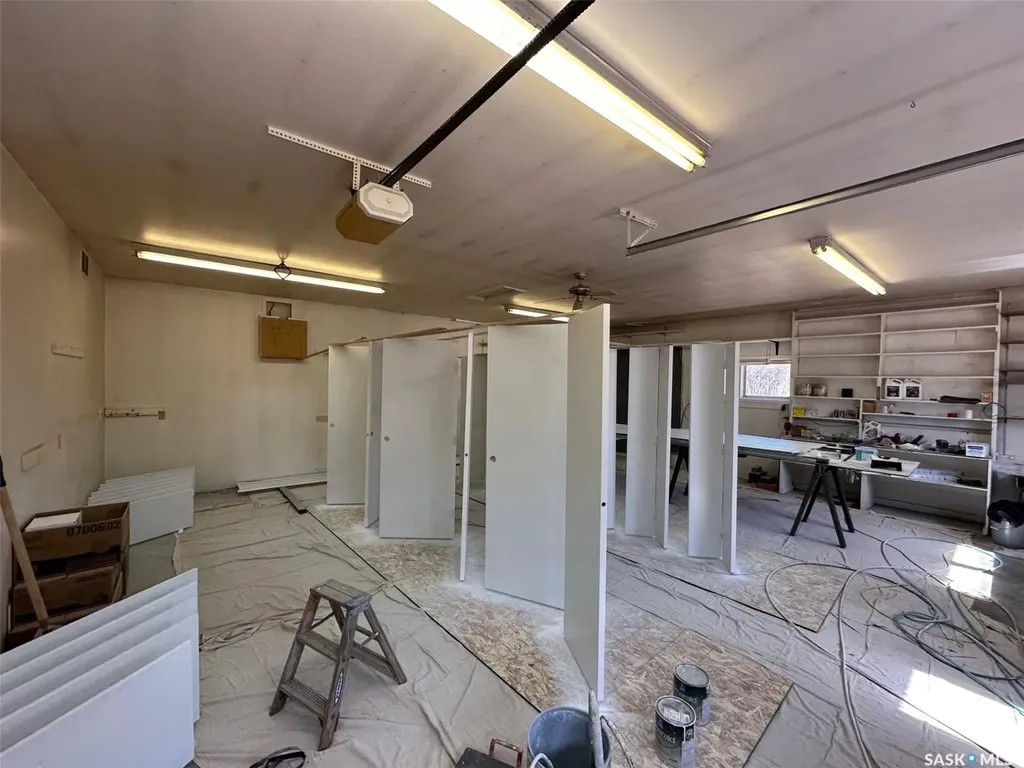 107 1st Avenue W Gravelbourg SK S0H 1X0