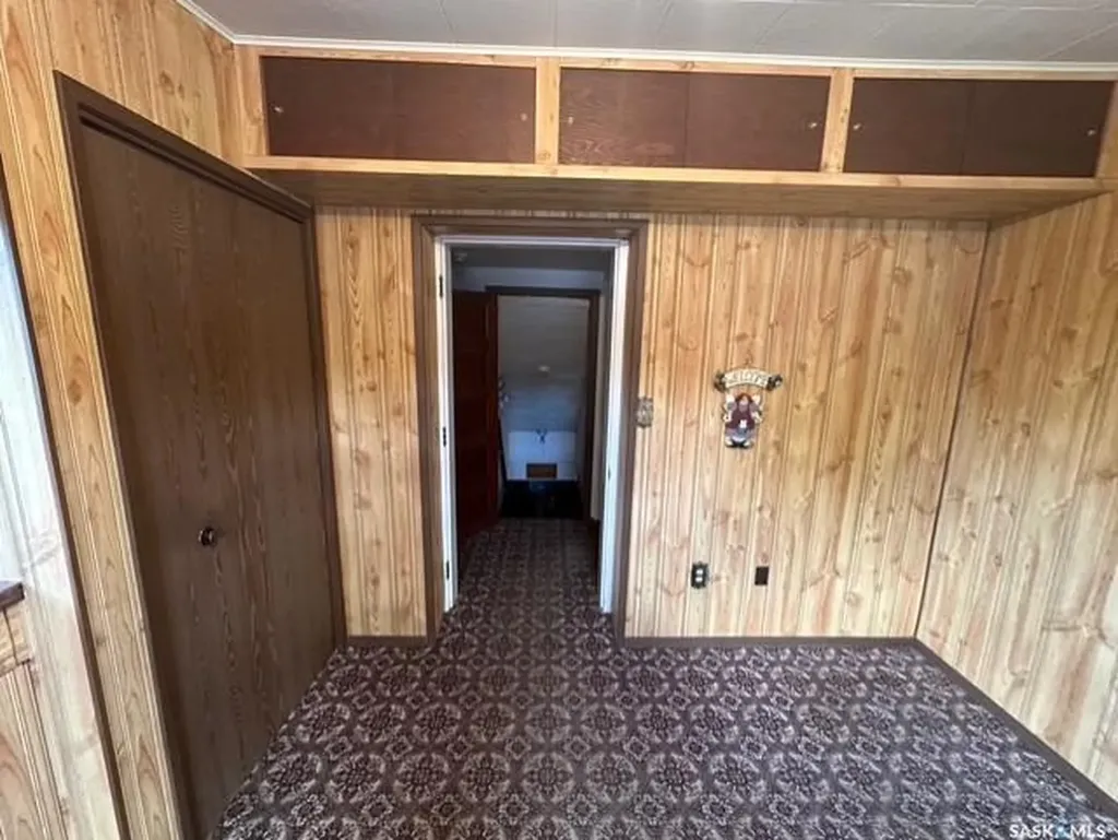 107 1st Avenue W Gravelbourg SK S0H 1X0