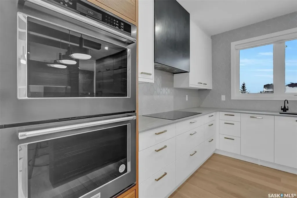 8267 Wascana Gardens Point Regina SK S4V 1G8