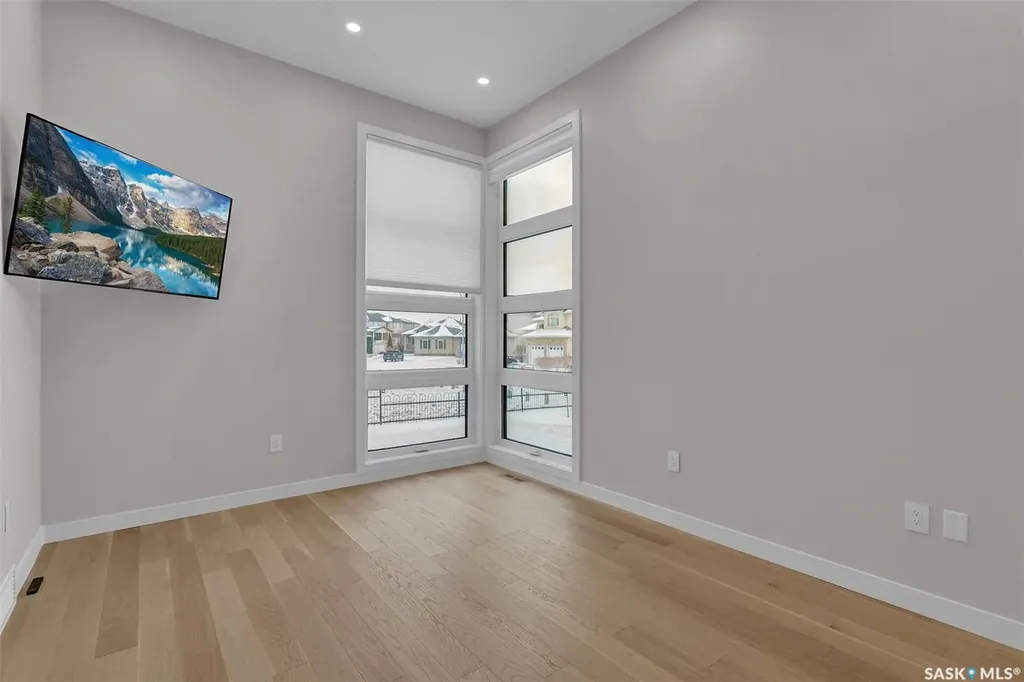 8267 Wascana Gardens Point Regina SK S4V 1G8