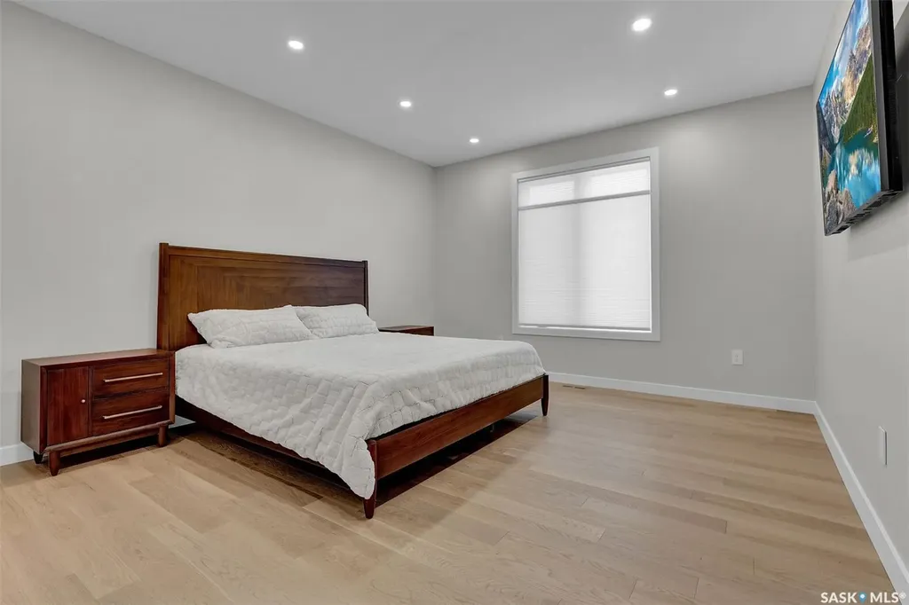 8267 Wascana Gardens Point Regina SK S4V 1G8