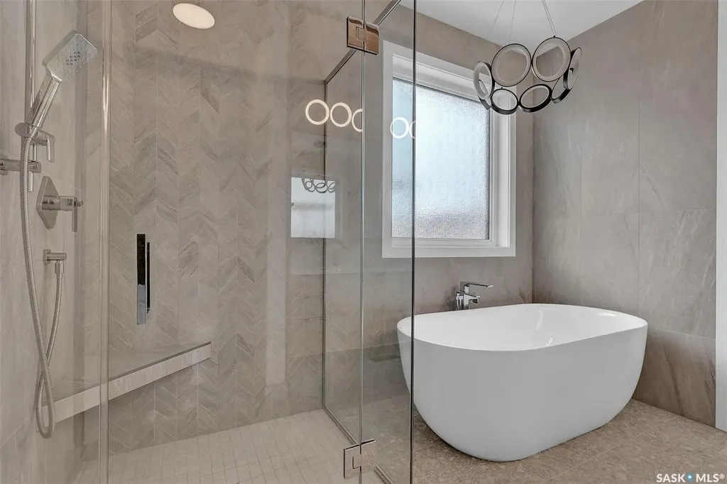 8267 Wascana Gardens Point Regina SK S4V 1G8