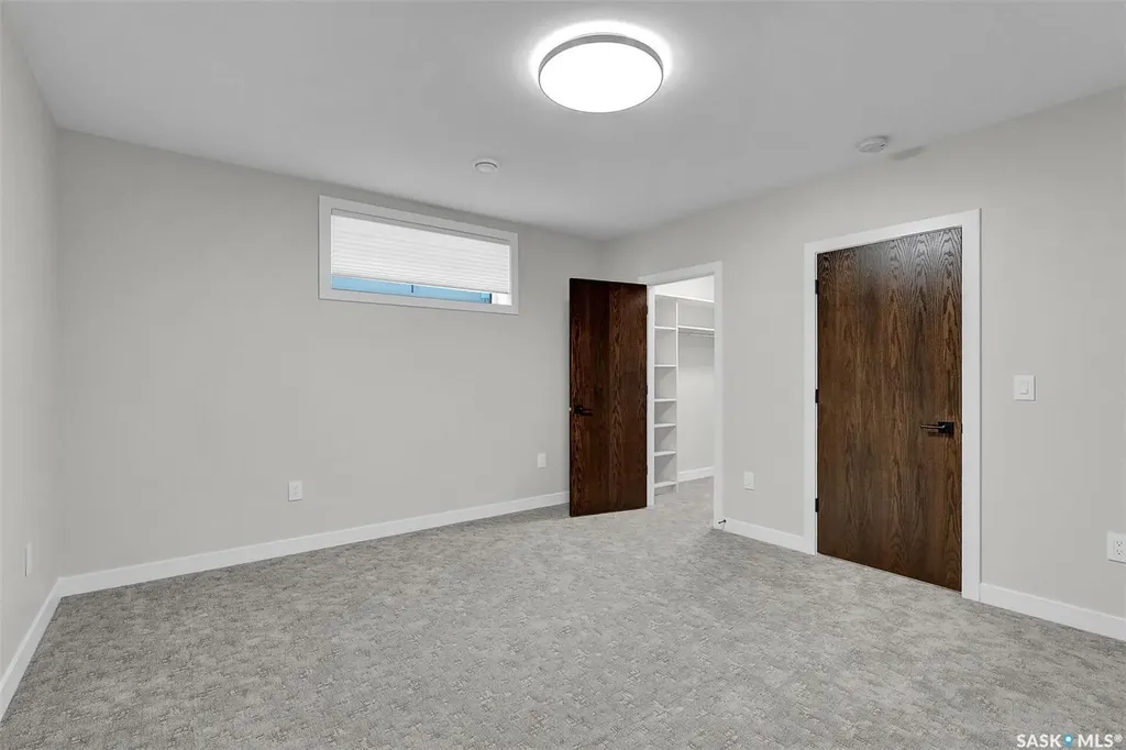 8267 Wascana Gardens Point Regina SK S4V 1G8