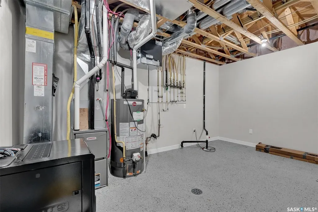 8267 Wascana Gardens Point Regina SK S4V 1G8